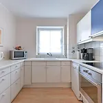 Neuschwansteinblick 121 *